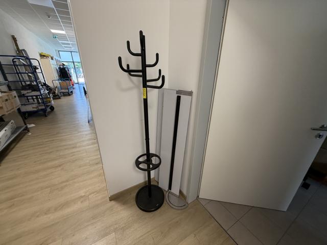 Garderobenständer